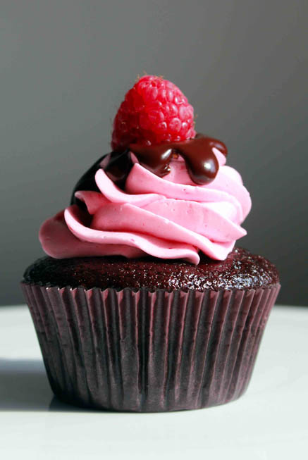chocolate cupcake with raspberry buttercream and chocolate glaze