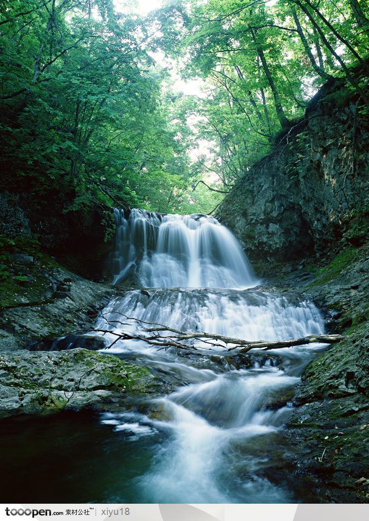 山水瀑布-流淌的小瀑布桌面壁纸图片素材-堆糖,美好生活研究所