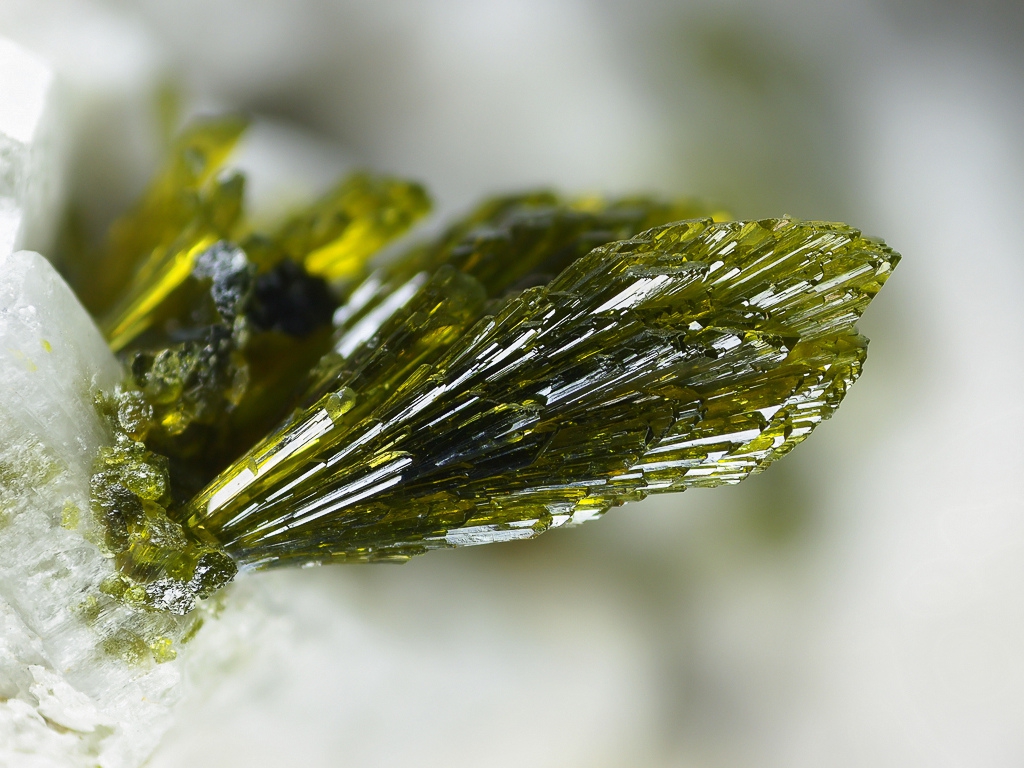 epidote 绿帘石