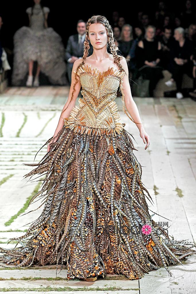 亚历山大·麦昆(alexander mcqueen)2011春夏