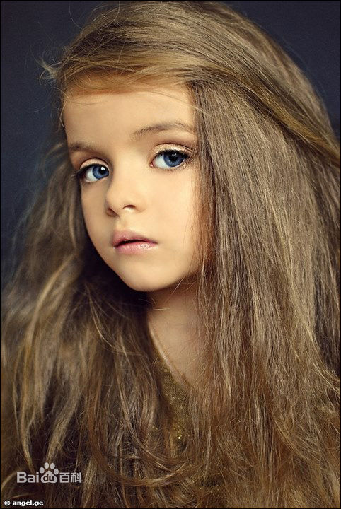 米兰·库尔尼科娃,俄罗斯儿童超模!