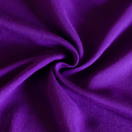 纯棉纯色全棉布料,吸湿排汗,含蓄的鲜紫色,神秘而福贵富态,是做裙子