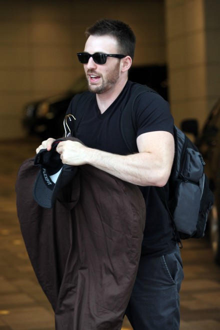 chrisevans# 肩能抗手能提的好小伙