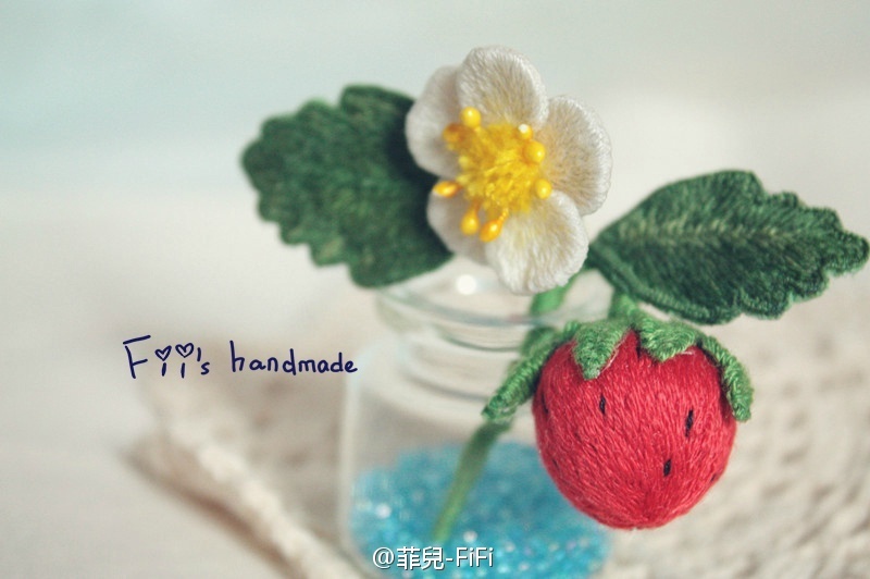 草莓花 