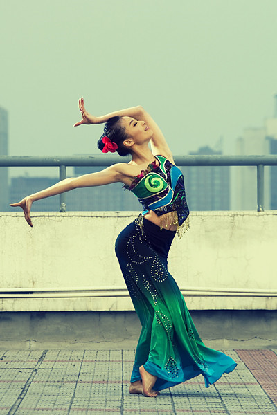 傣族舞蹈手型图片