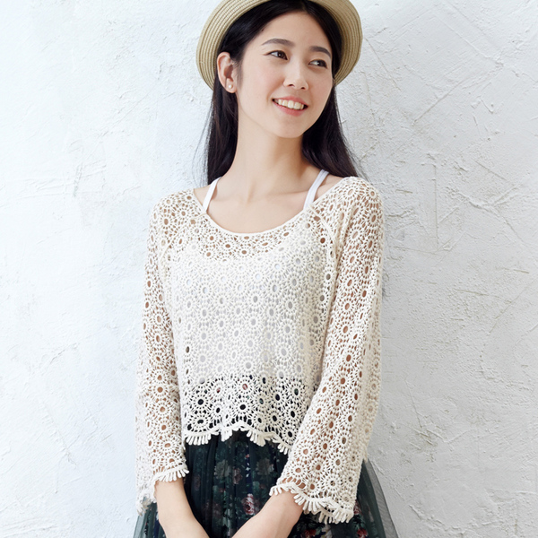 宿本秋装新款 钩花网洞镂空罩衫 圆领宽松九分袖蕾丝罩衫短款女