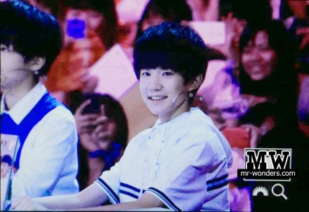王俊凯# #王源# #mw预览# 【140828 年代秀录制】小奇迹不太好[流泪]
