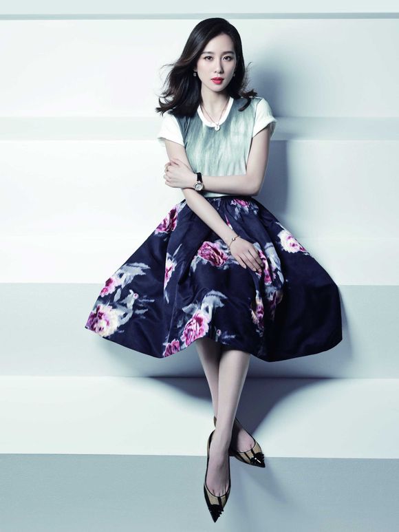 刘诗诗fno封面大片