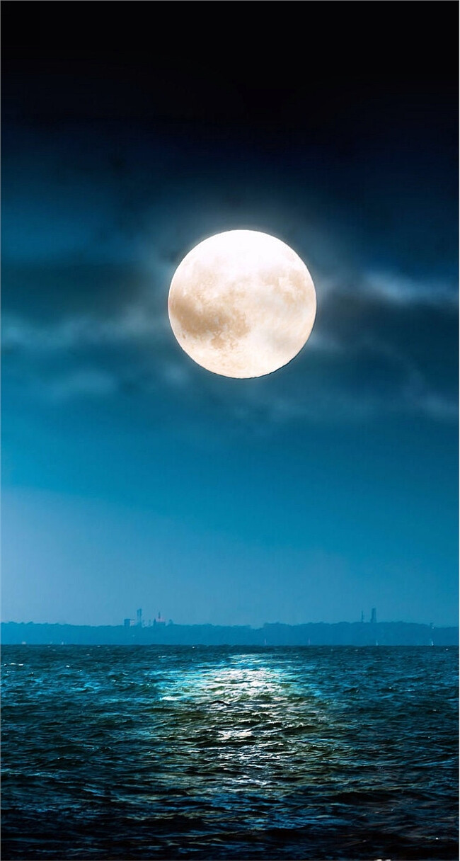 月亮真实唯美图片