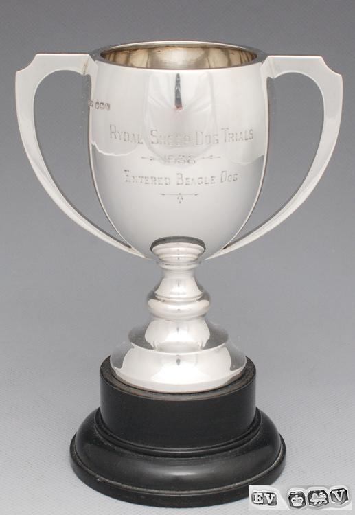 1938年英国银器 纯银双耳奖杯 牧羊犬选拔赛小猎犬组 谢菲尔德制