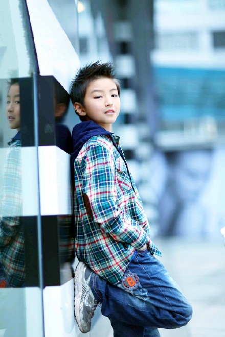 感谢小凯撒糖~ (* ~3)(ε~ *)~! 【高清走o网页链接