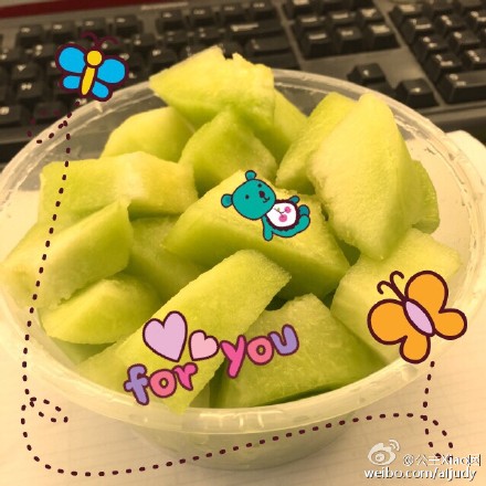 牛先生早晨切好的伊丽莎白瓜放在冰箱里,我竟然忘拿了…!