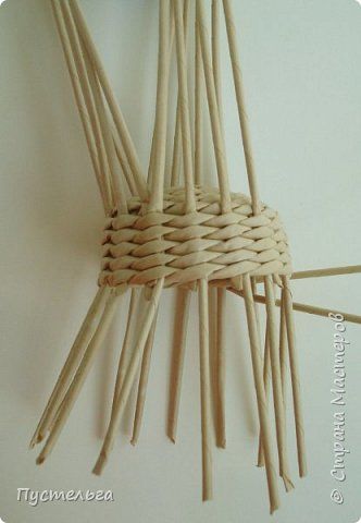 用纸管编织的椅子步骤图片5