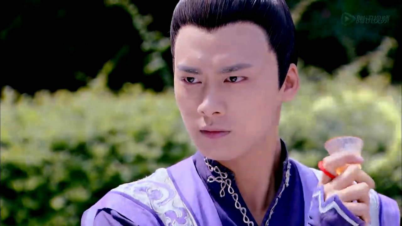 古剑奇谭电视剧 大师兄陵越送给百里屠苏的同款琉璃仙铃