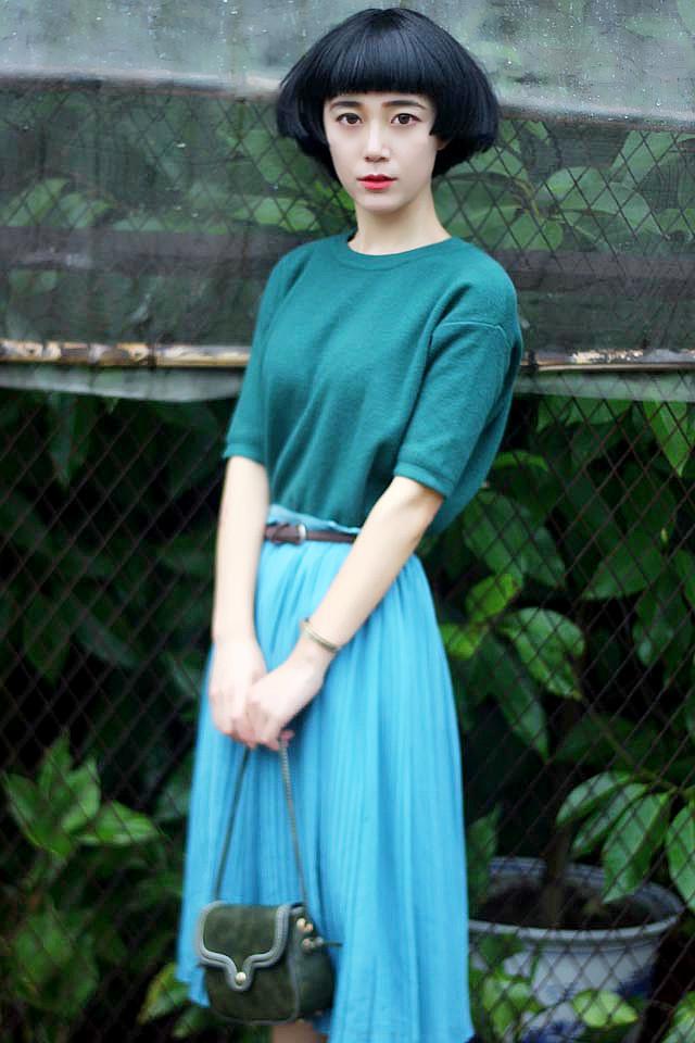 复古绿针织弹力短袖白搭上衣