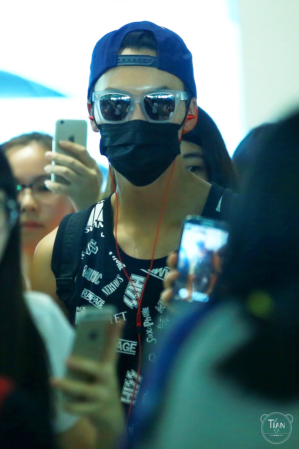 150801北京机场#陈伟霆