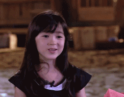 cute gif# 又能看到我poppy小公主啦~这治愈的笑容,够我甜5年 o网页