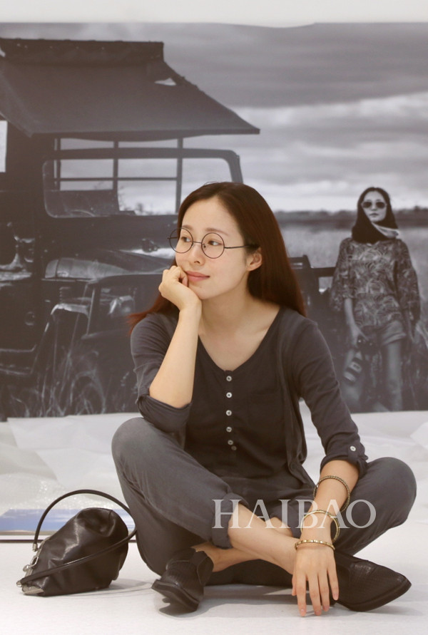 江一燕,素颜蛮美