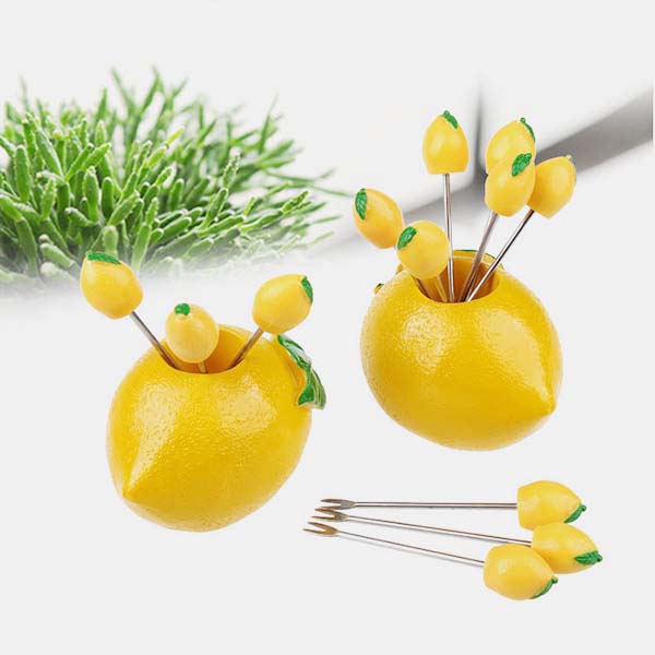 可爱的柠檬形状,逼真精美,为生活平添一份乐趣; 采用优质食品级塑料加