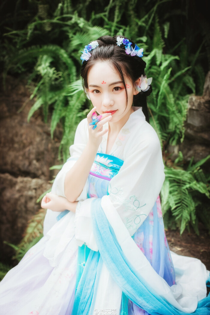 南京约拍##汉服# 浮生若梦,一梦三生.