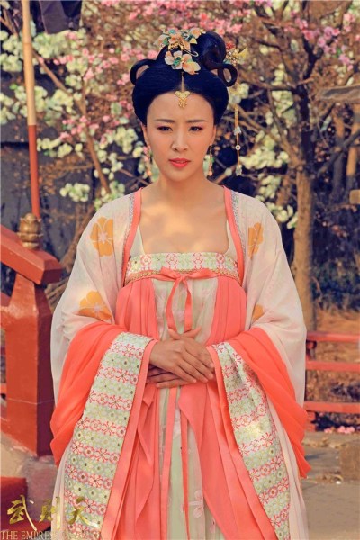 范冰冰张丰毅李治廷张钧甯电视剧《武媚娘传奇》穿越后变成女人电视剧图片