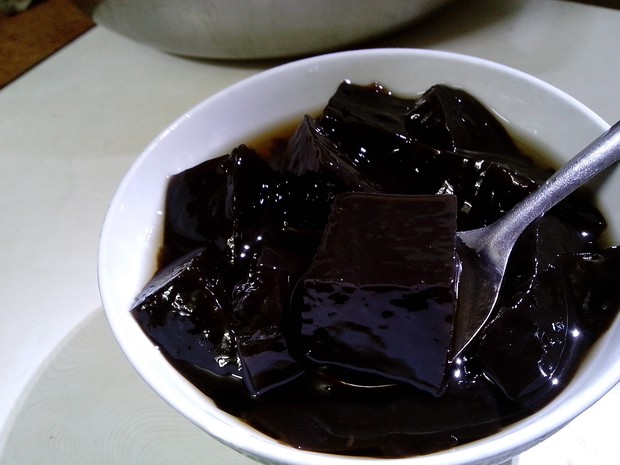 广式黑凉粉 - 凉粉,汉族食品.流行于全国各地.