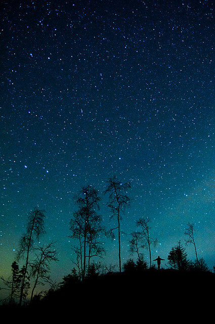 夜晚的天空照片真实的图片