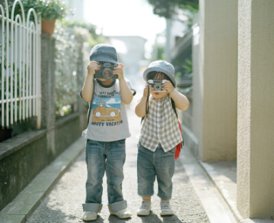 两个小男孩头像图片图片