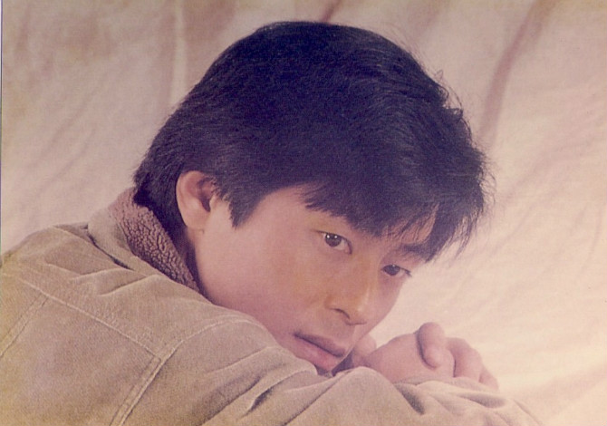 王杰歌手 年轻图片