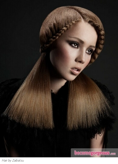 voguish long braided hairstyle时髦的长辫子发型