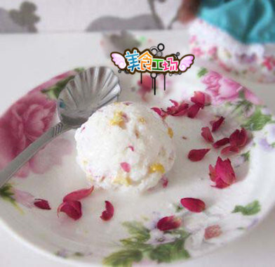 【小兔爱甜心】【花香酸奶冰激凌】做法:1.
