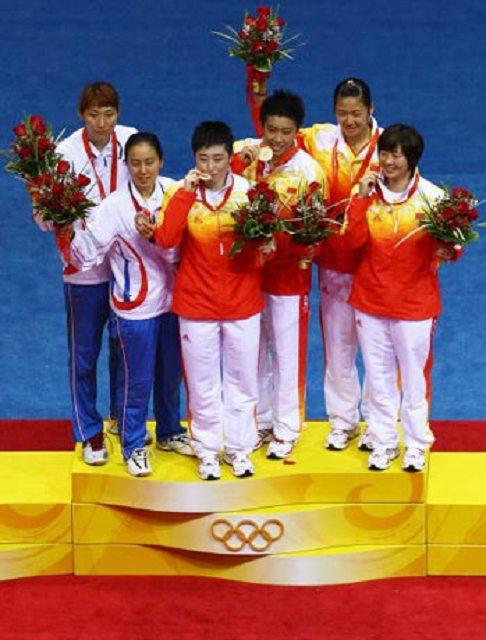 羽毛球女双中国杜婧于洋组合夺冠