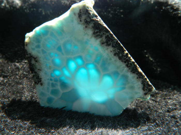 拉利玛石 针纳钙石