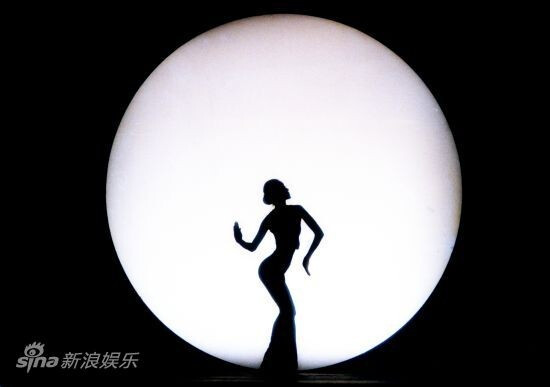 杨丽萍 