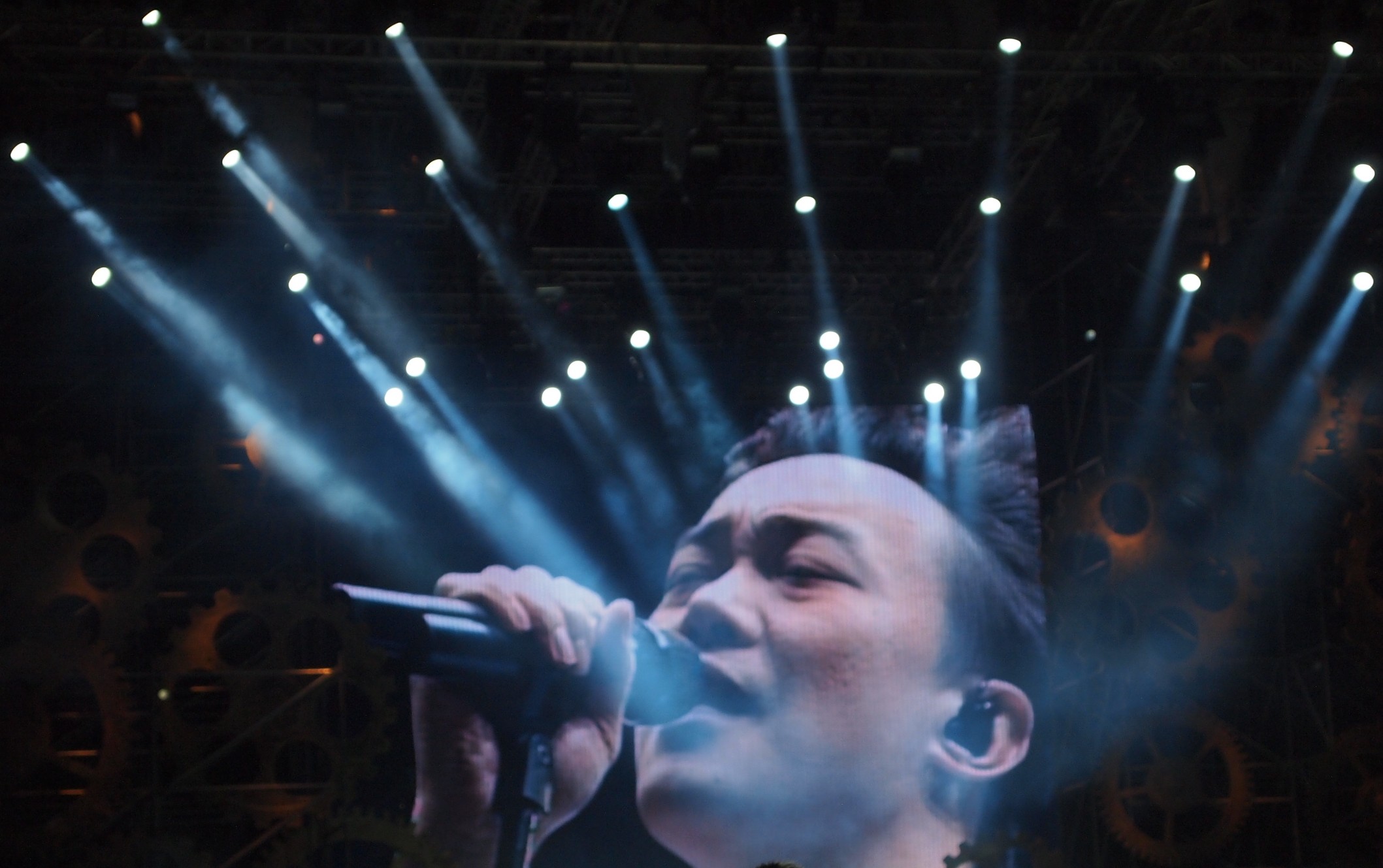 10.15陈奕迅duo上海演唱会