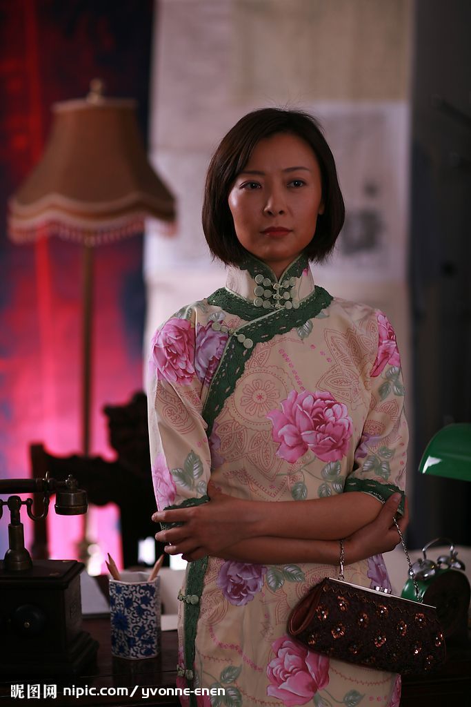 人间正道是沧桑 瞿霞:瞿恩的妹妹,立青的初恋情人;她