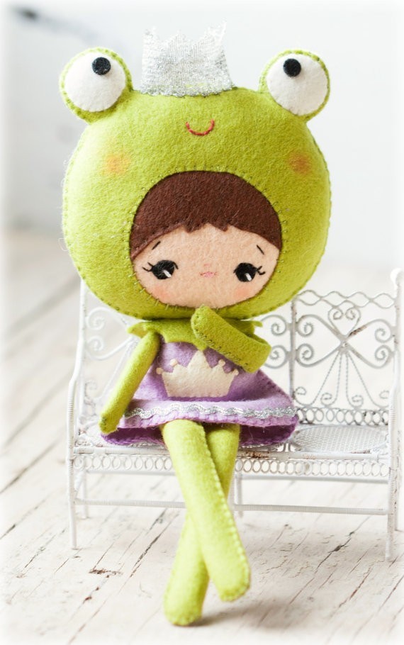 逛贴吧时看到的,应该是进口不织布做的,好柔软的感觉.