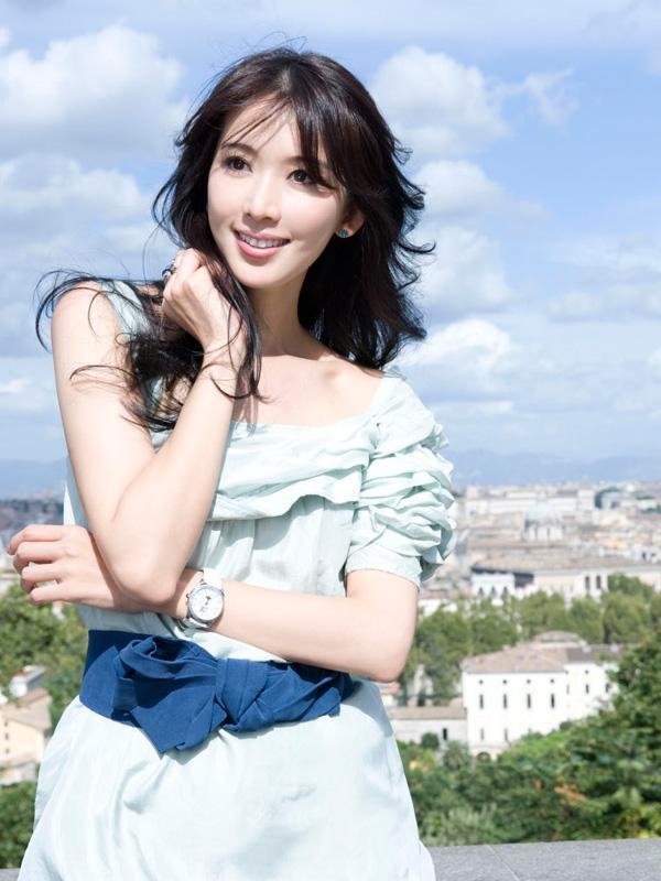sina林志玲 黑白图片林志玲林志玲高挑妹妹的34c美女明星高清图片大全