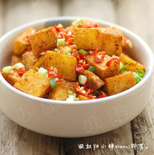 【美味小食-锅巴土豆】做法 :1.