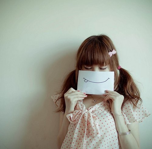 我们都在假装微笑.