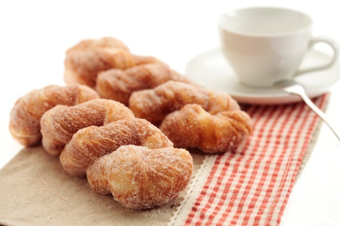 充满阳光的午后,一份皮利卡 咖啡,就会感觉满满的幸福