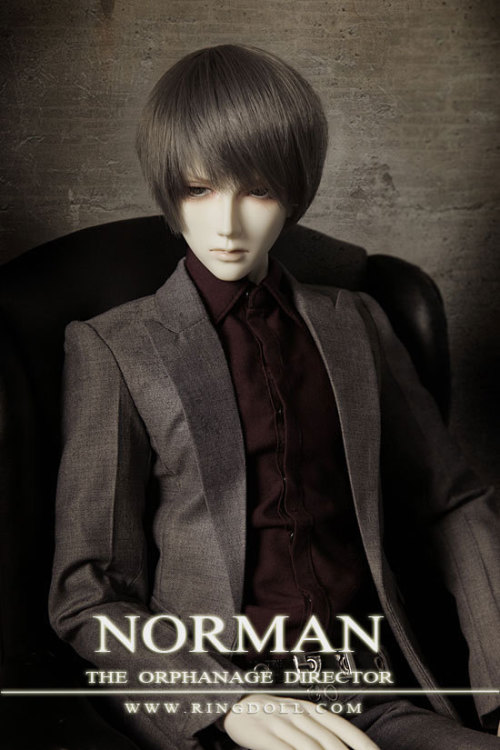 从a软件中出资振作的norman创办起来了诺曼孤儿院,收留那些无家可归软件v软件高中图片