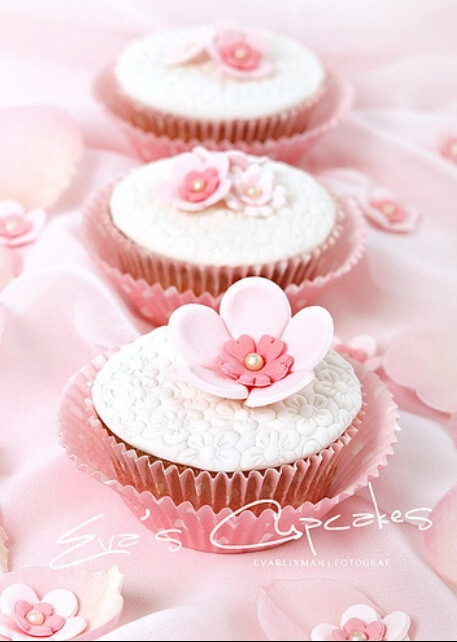 美食_烘培_糕点_甜点_甜品_插图_壁纸_点心_美图_下午茶_纸杯蛋糕