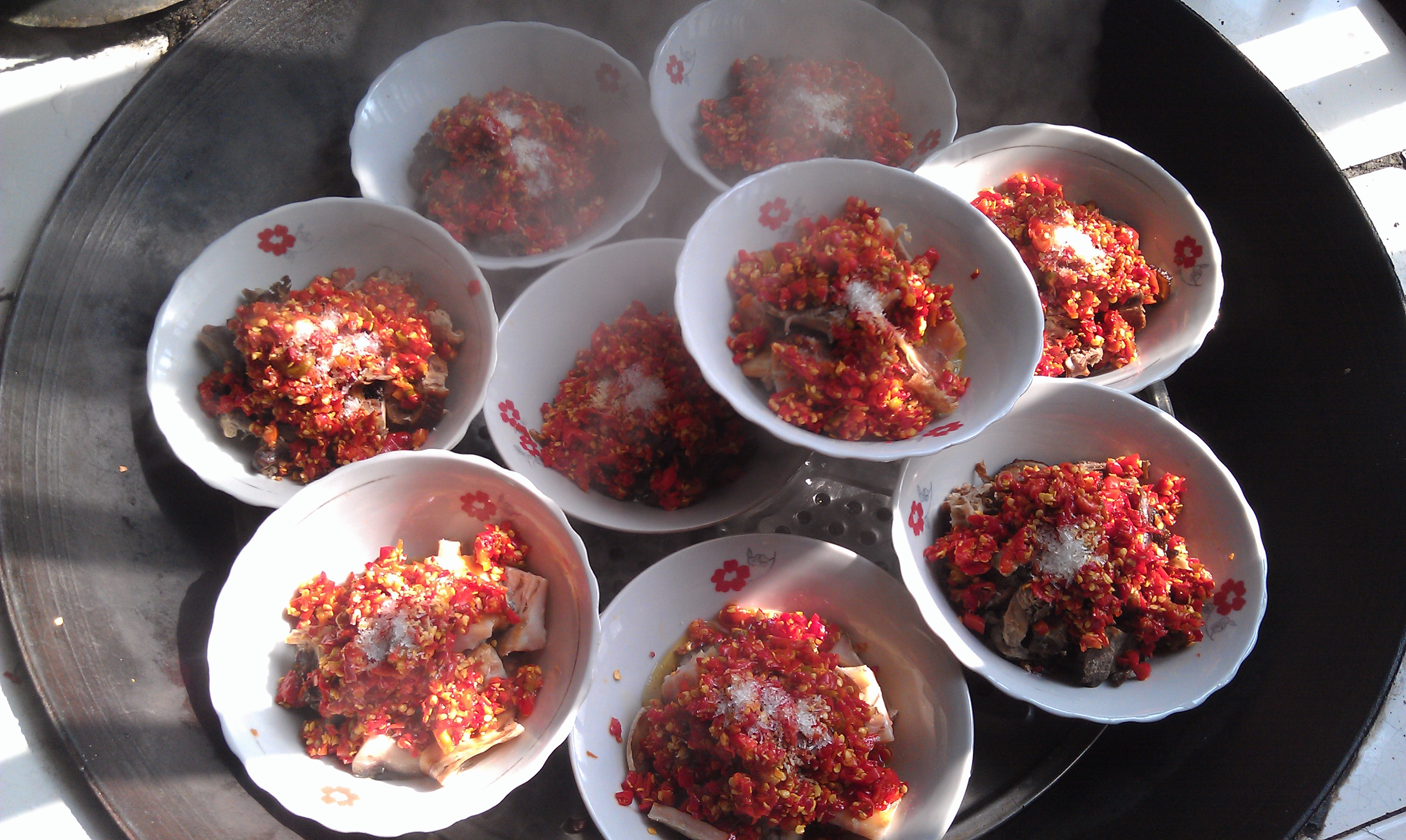 红红火火的蒸菜