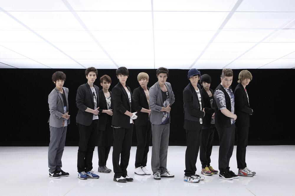 《bonamana》—superjunior