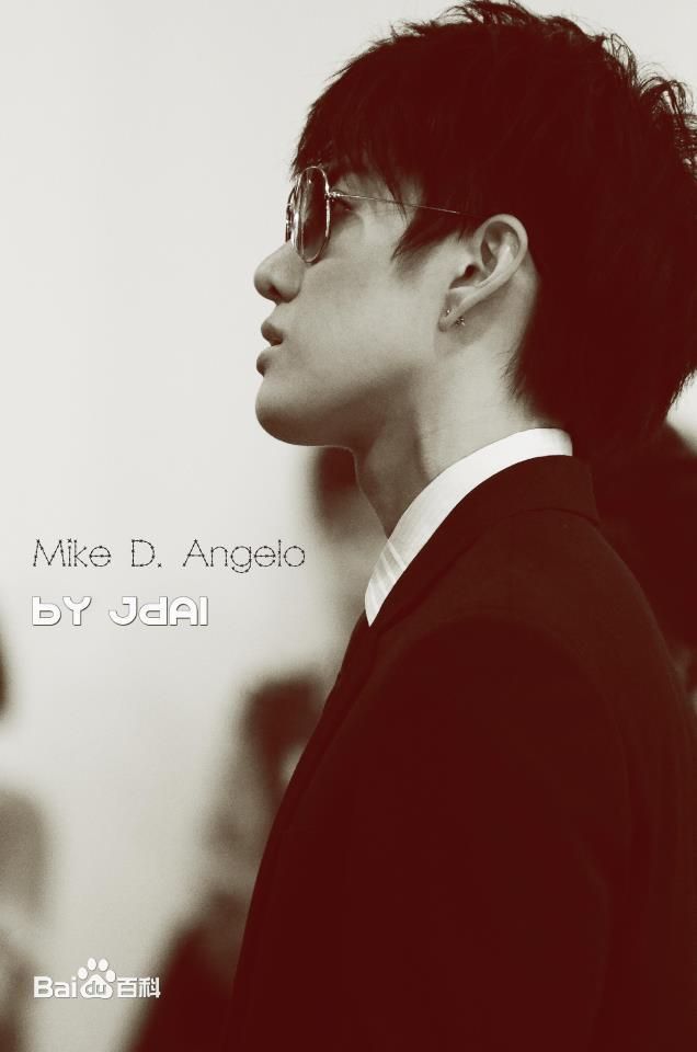 mike d. angelo ( 泰版浪漫满屋男主角)