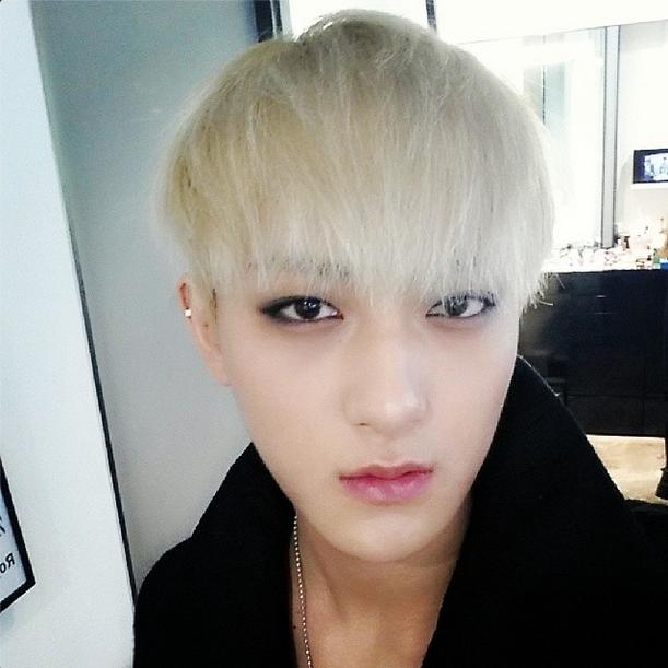 exo 黄子韬 tao ins更新【其实我很想把头发留长.