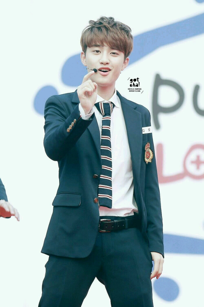 d.o 都暻秀 exo-k 咆哮舞台