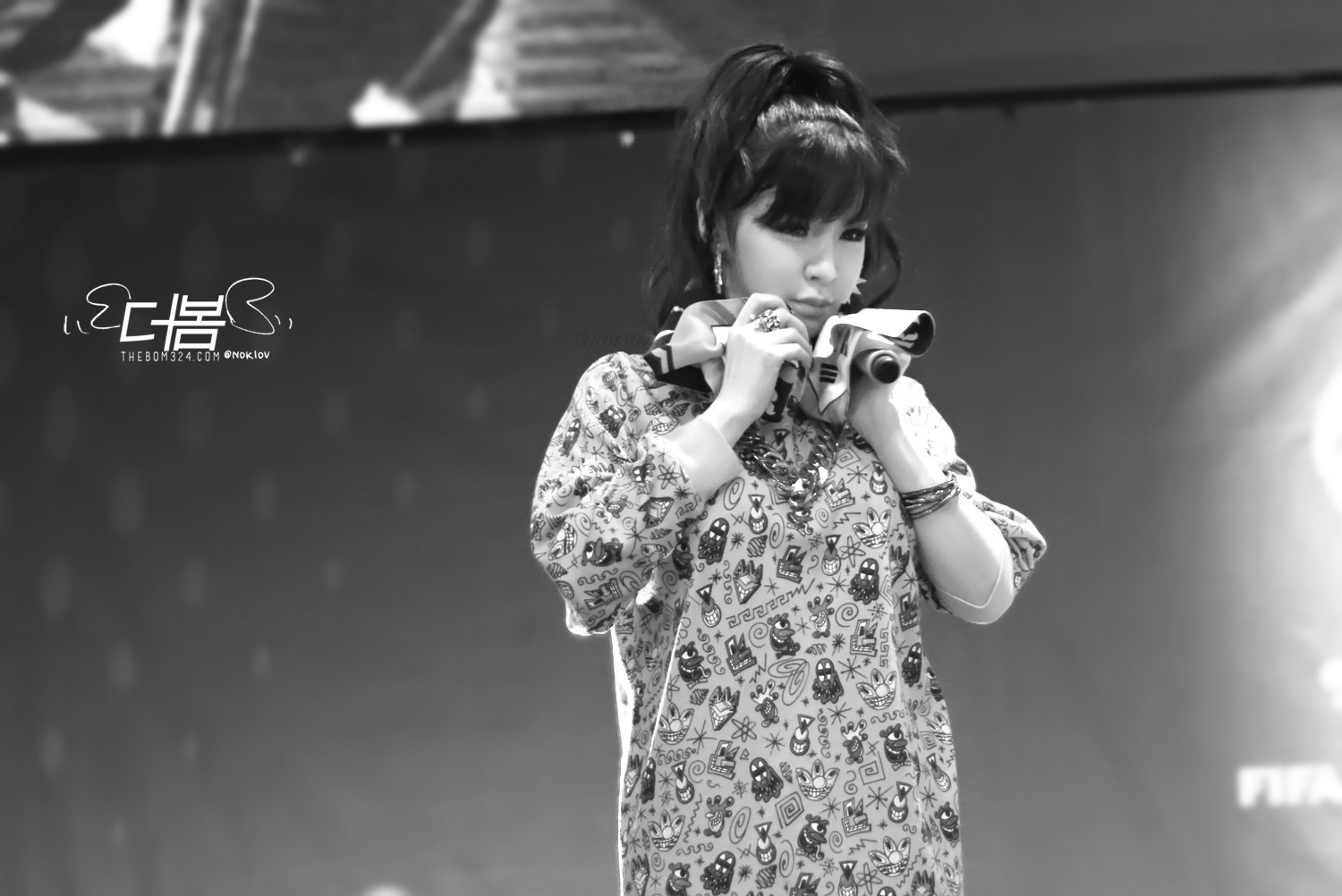 朴春2ne1 park bom