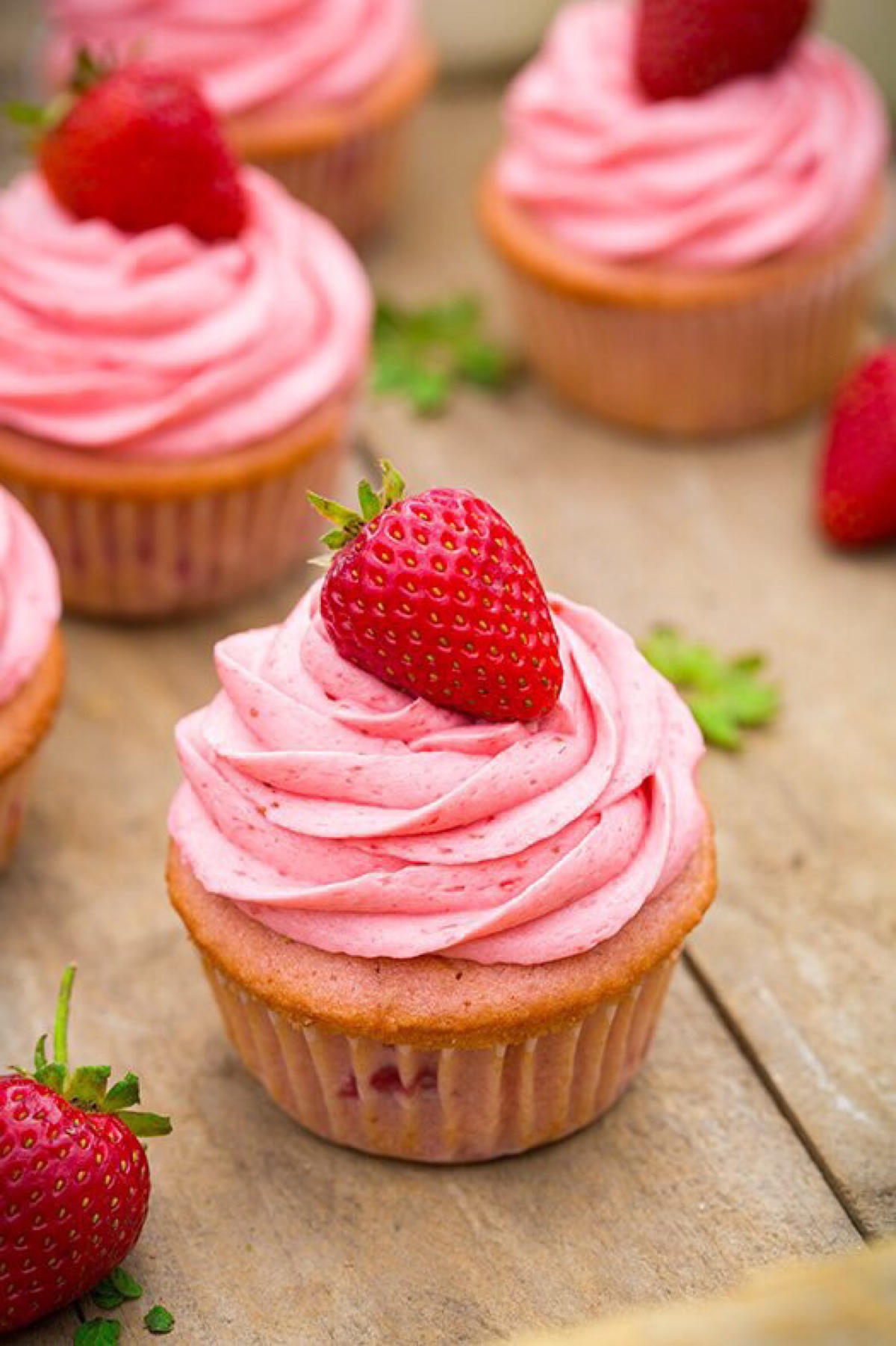 草莓cupcakes